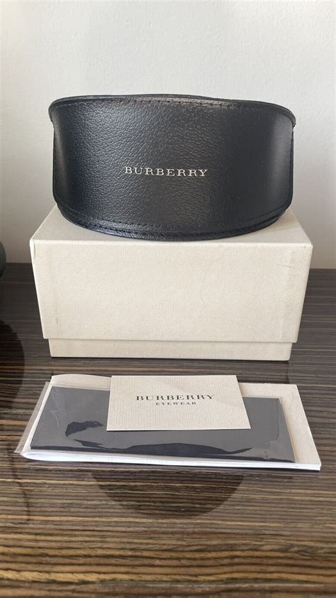 Burberry Brillenetui 